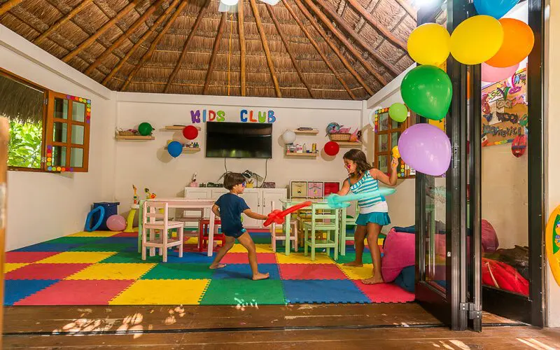 Reef Playacar Kids Club