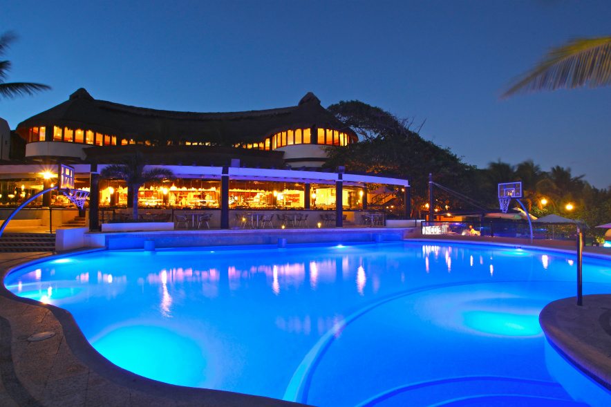 Reef Playacar Playa del Carmen pool at night