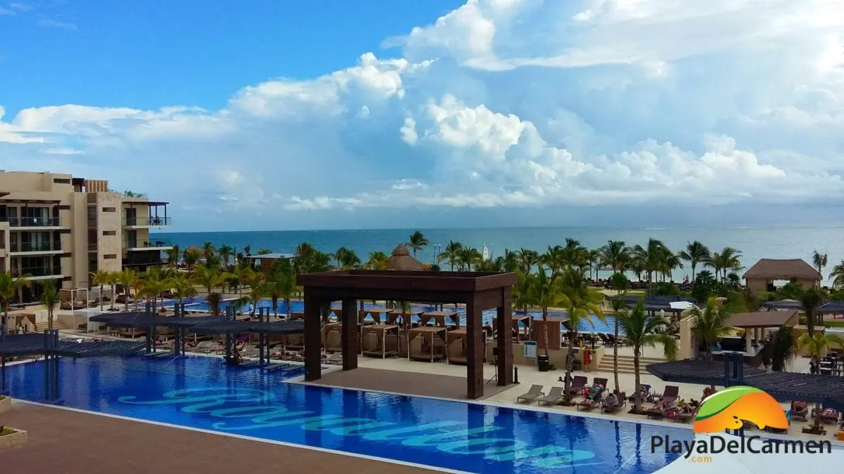 Royalton Riviera Cancun resort with pool