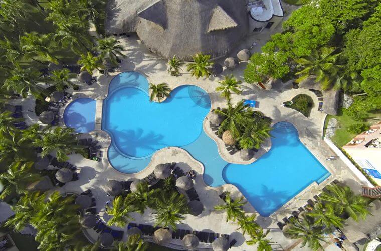 Aerial view of Sandos Playacar pool