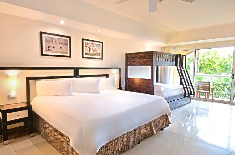 One of the luxury rooms at Sandos Playacar