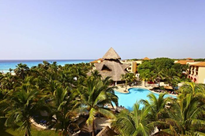 Weddings at Sandos Playacar | Our Honest Review 2025