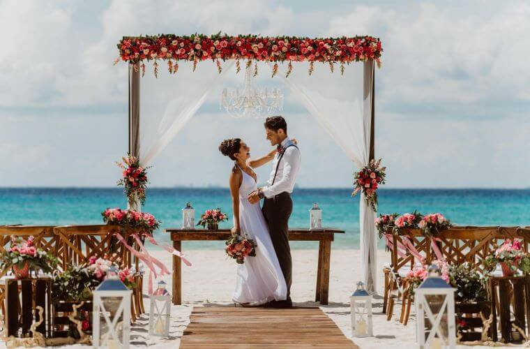 A beach wedding at Sandos Playacar