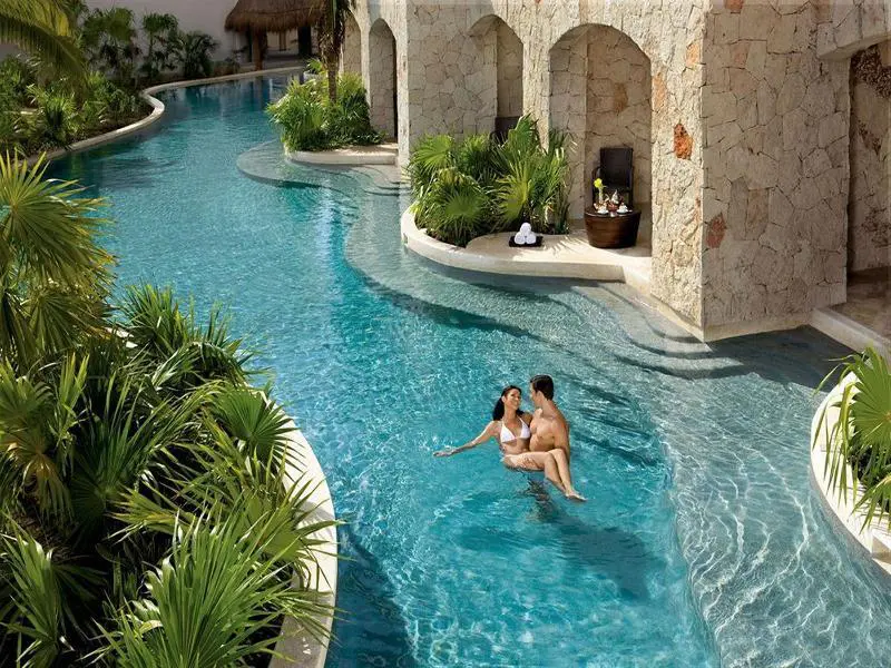 swim out rooms at Secrets Maroma