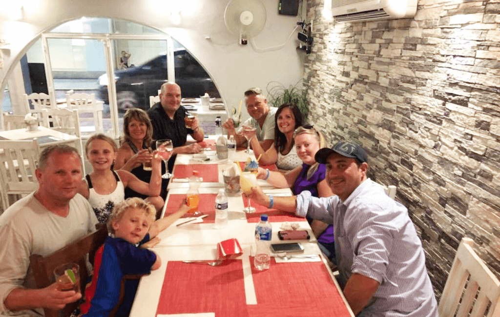 Family at El Tenedor