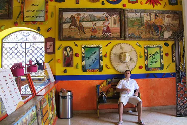 tepoznieves ice cream shop