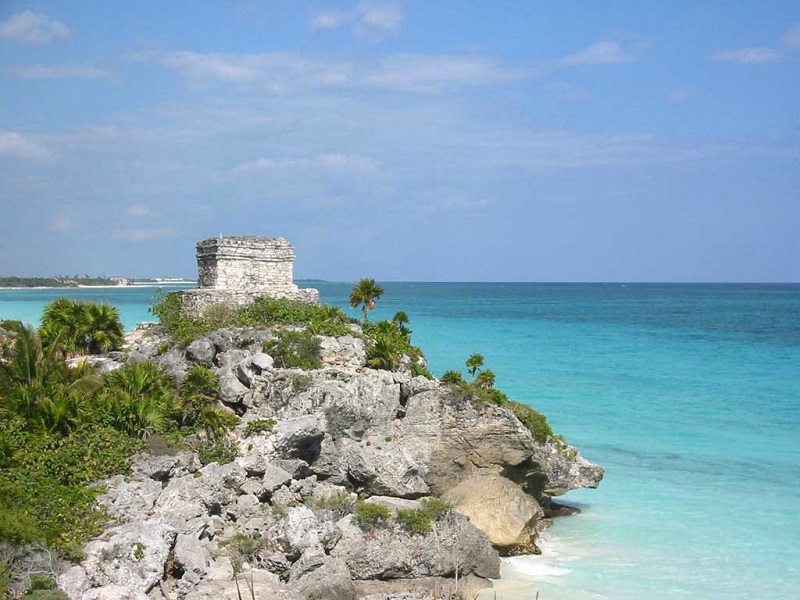 Mayan pyramids Tulum Mexico