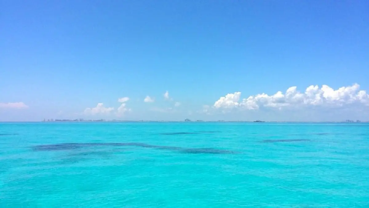 sea in cancum