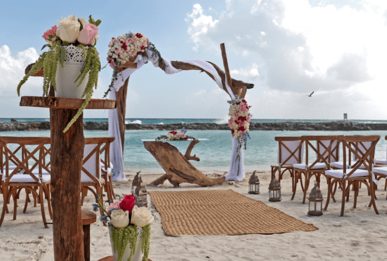 Hard rock hotel vow renewal