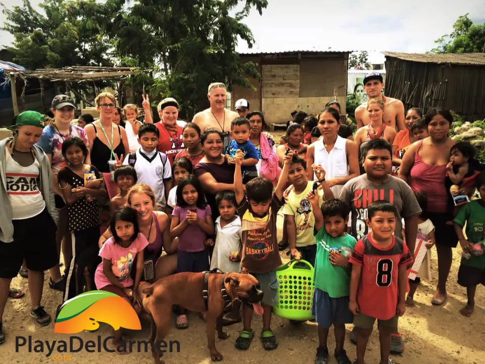 volunteer work in village in playa del carmen