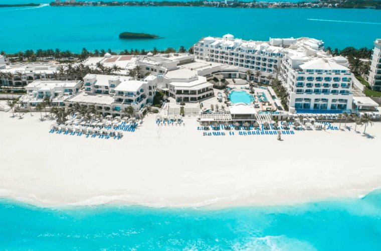 aerial view of Wyndham Alltra Cancun