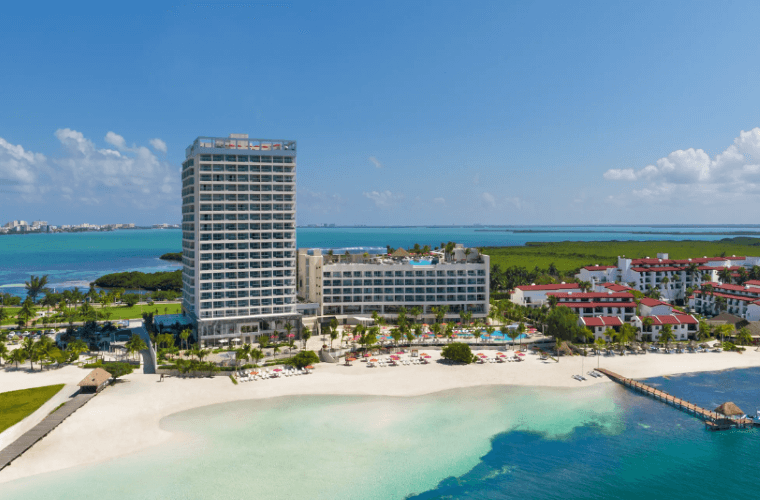 aerial view of Breathless Cancun Soul 