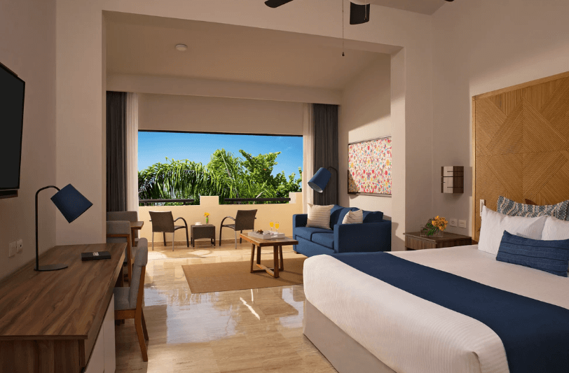 a suite at Dreams Sapphire 