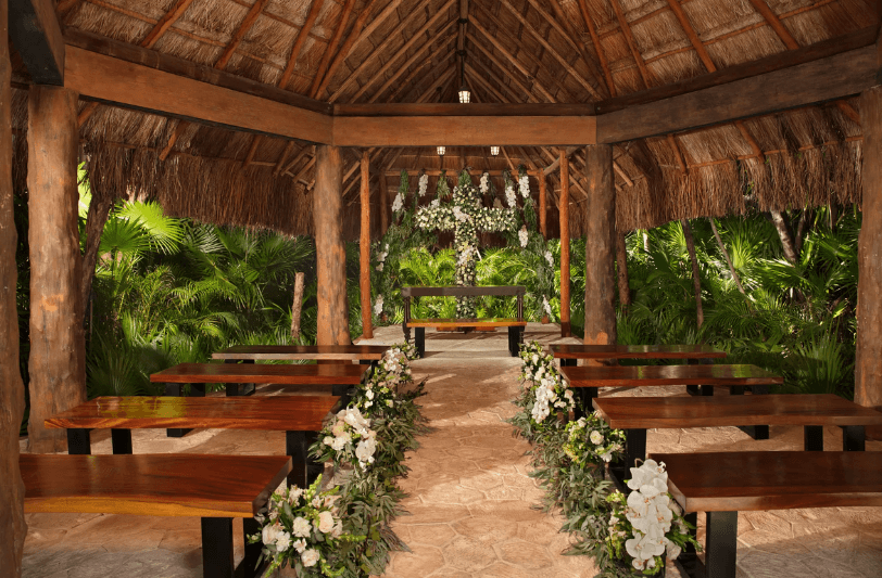 the chapel wedding venue at Dreams Sapphire 