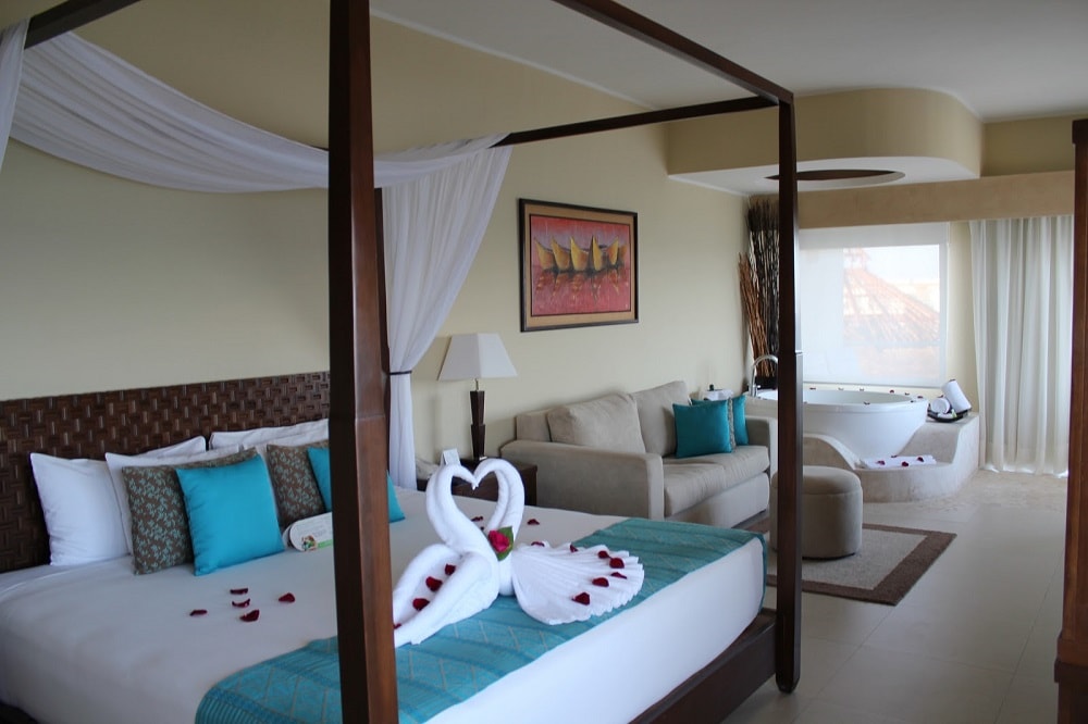 Azul Sensatori junior suite