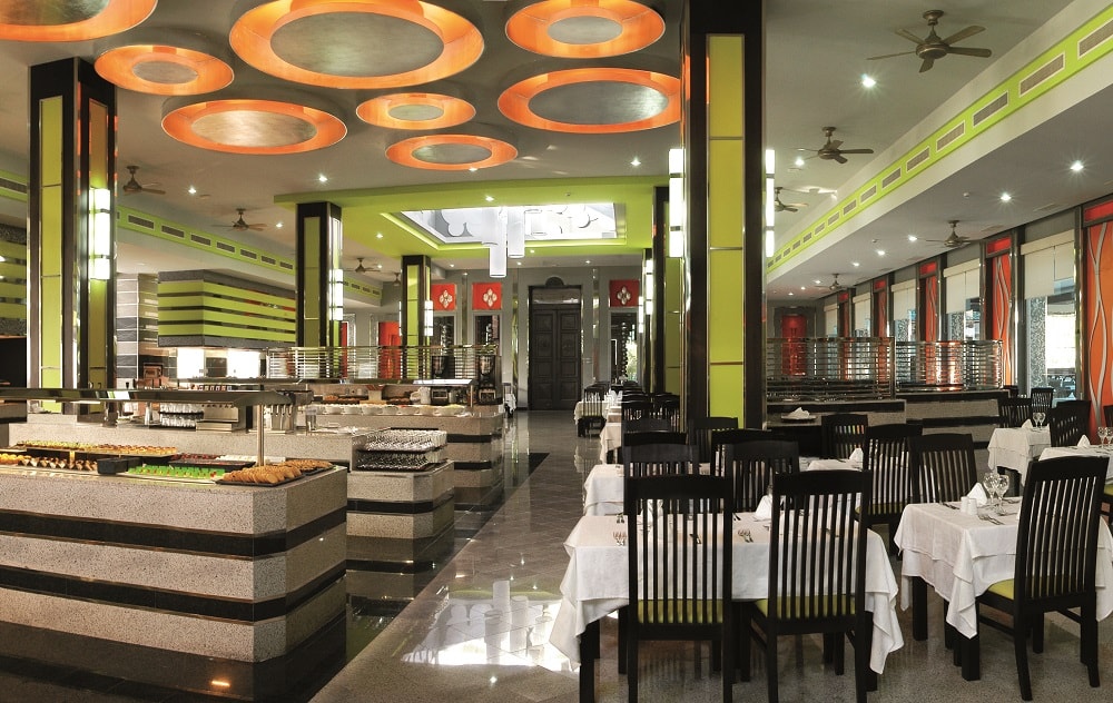 Main buffet restaurant at the Riu Yucatan