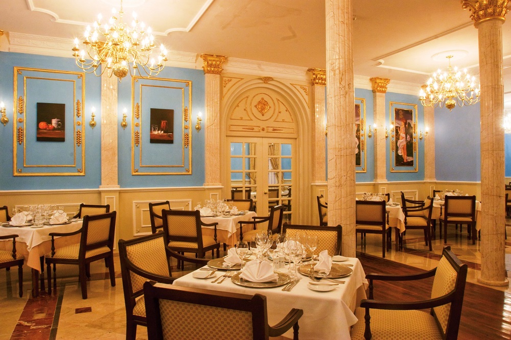 Iberostar Paraiso Beach dining