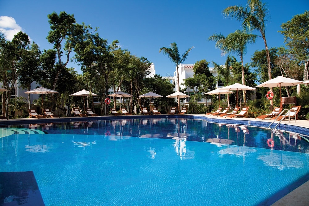 Bahia Principe Sian Ka’an pool area