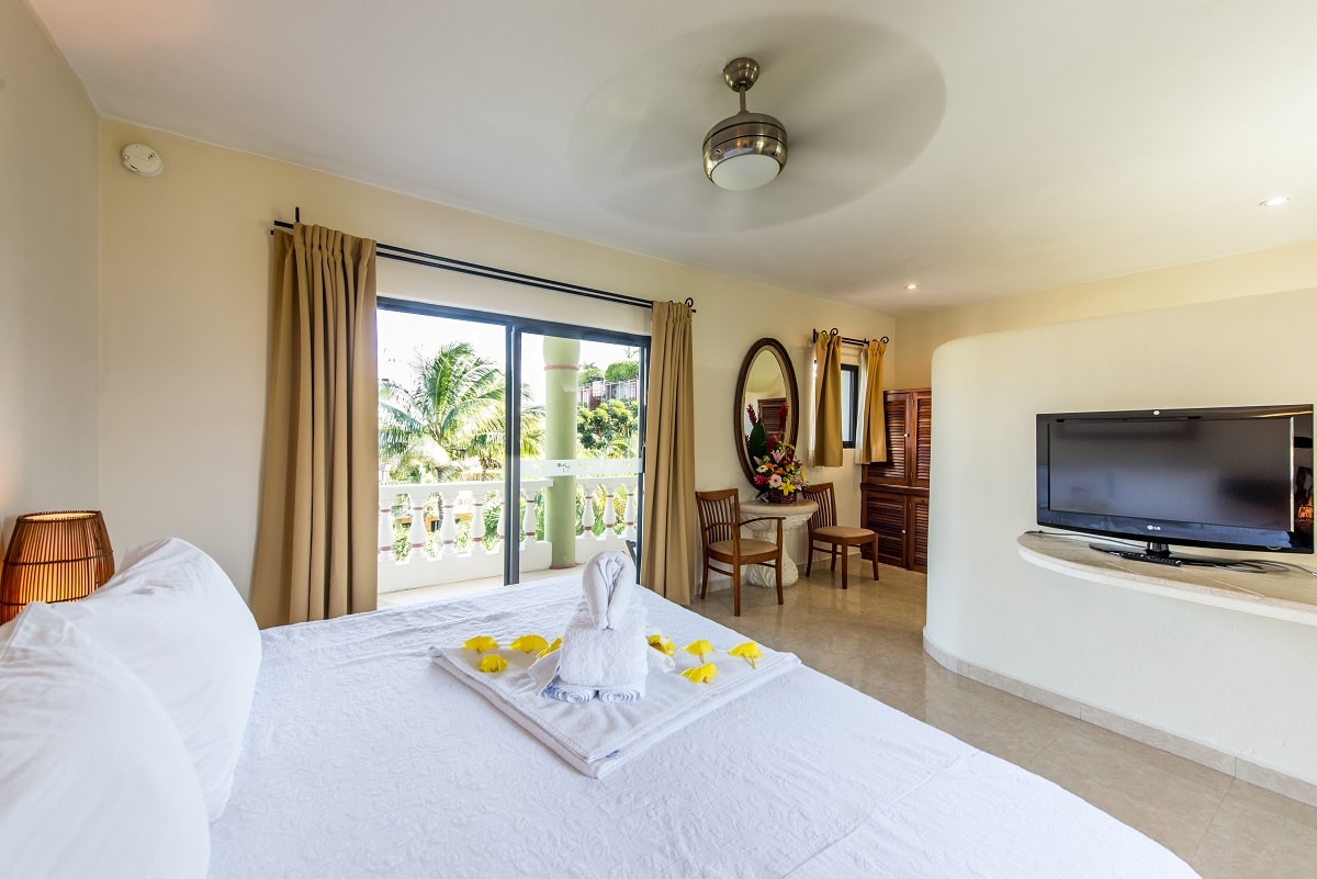 Aventura Mexicana room